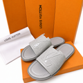 Claquette LV Gris