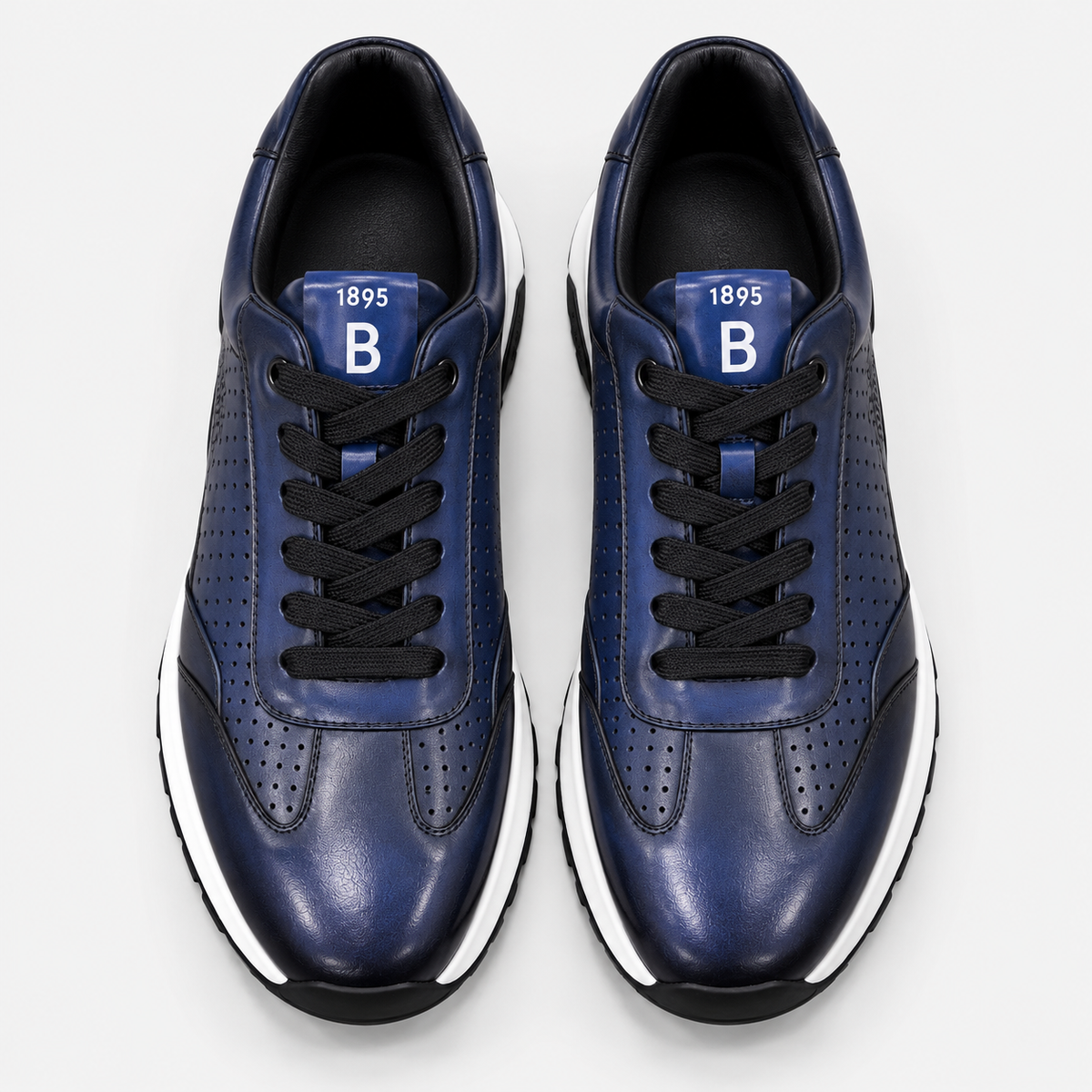 Sneaker Bleu perforé