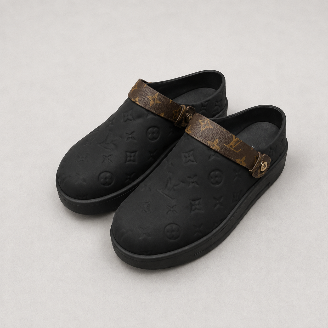 LV Babouche new motif