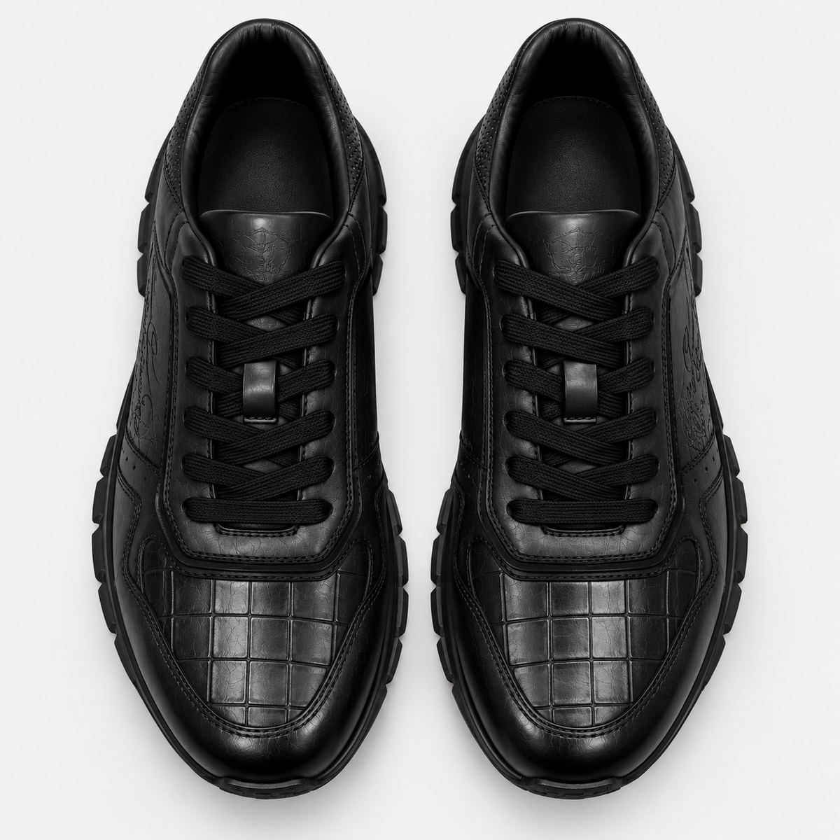 Sneaker Noir croco cuir semelle noire