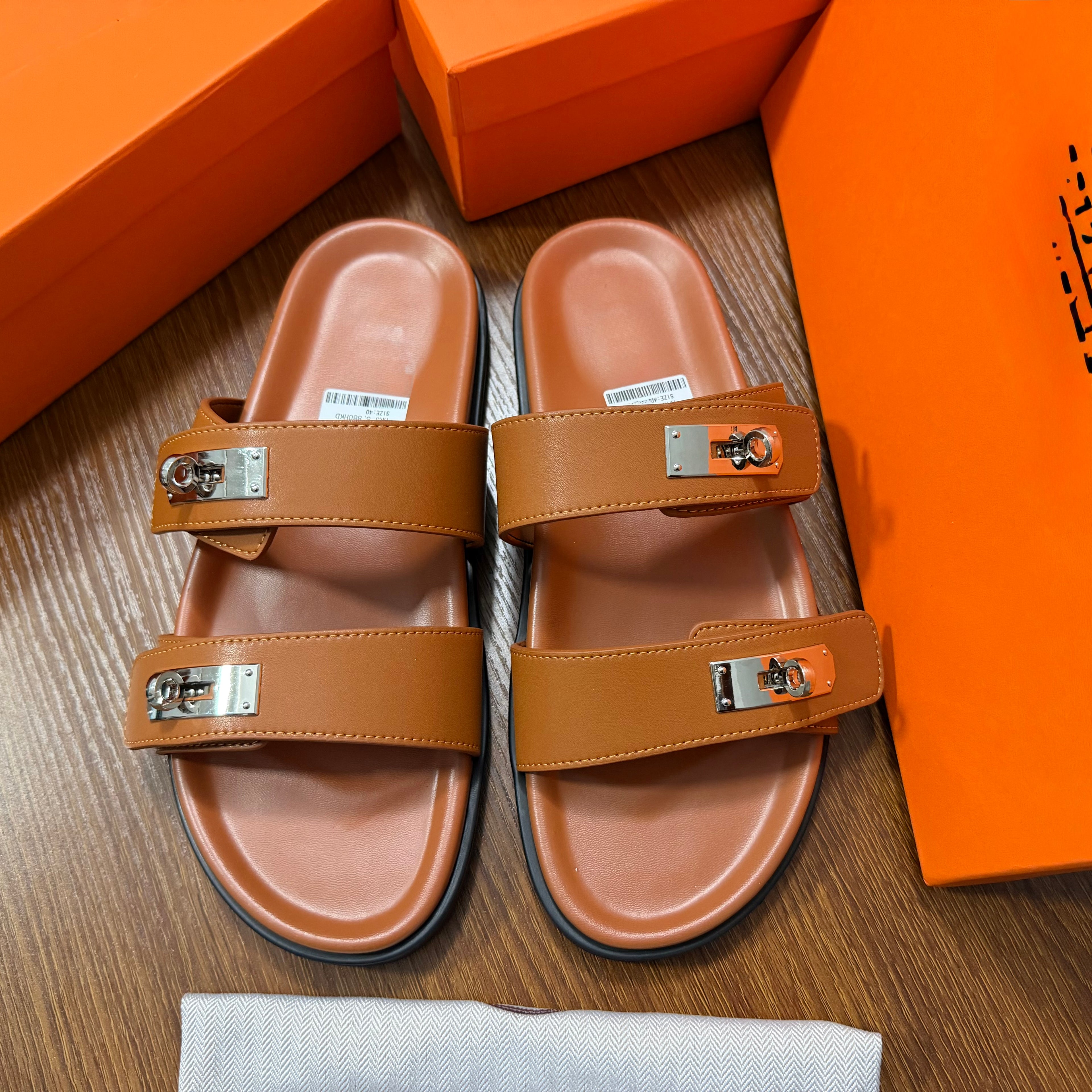Sandales Hermès Chypre (Gold / Marron)