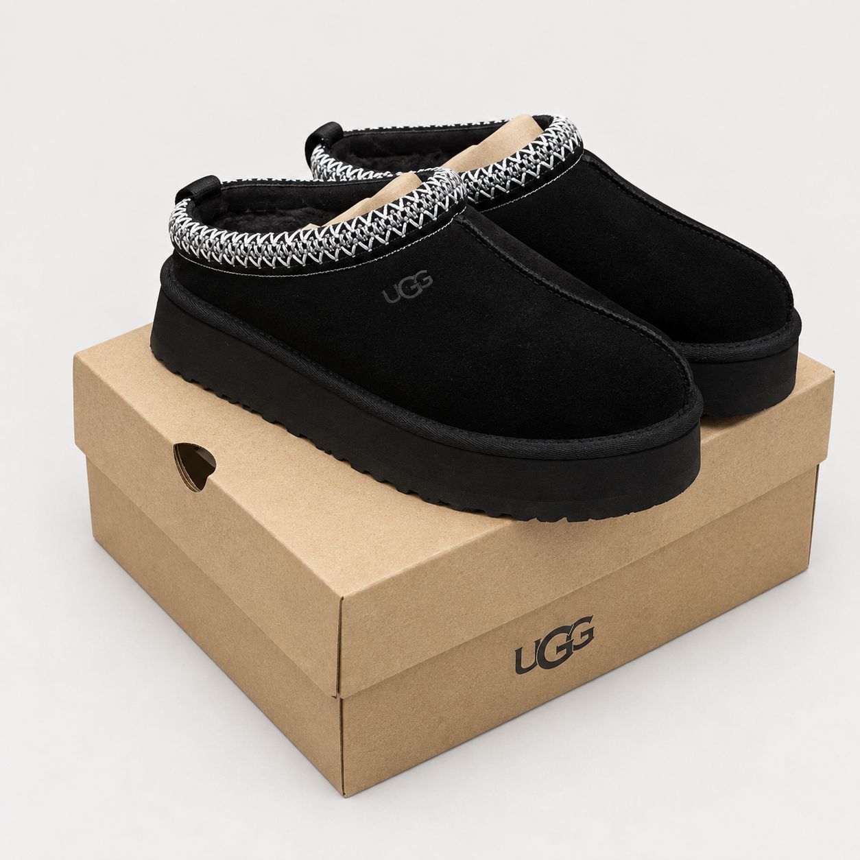 UGG