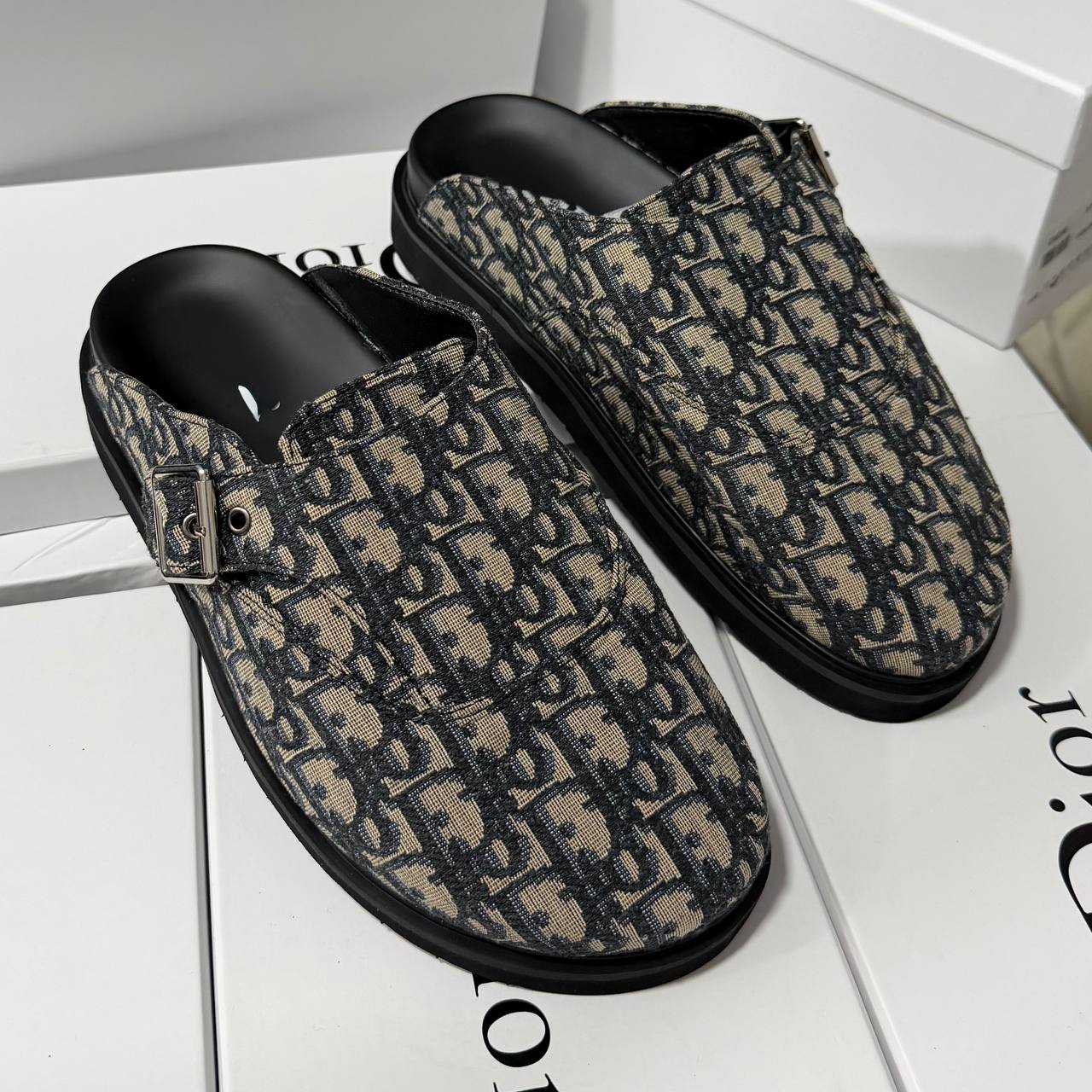 Mule Dior Aqua en Toile Jacquard Dior Oblique Noir & Beige
